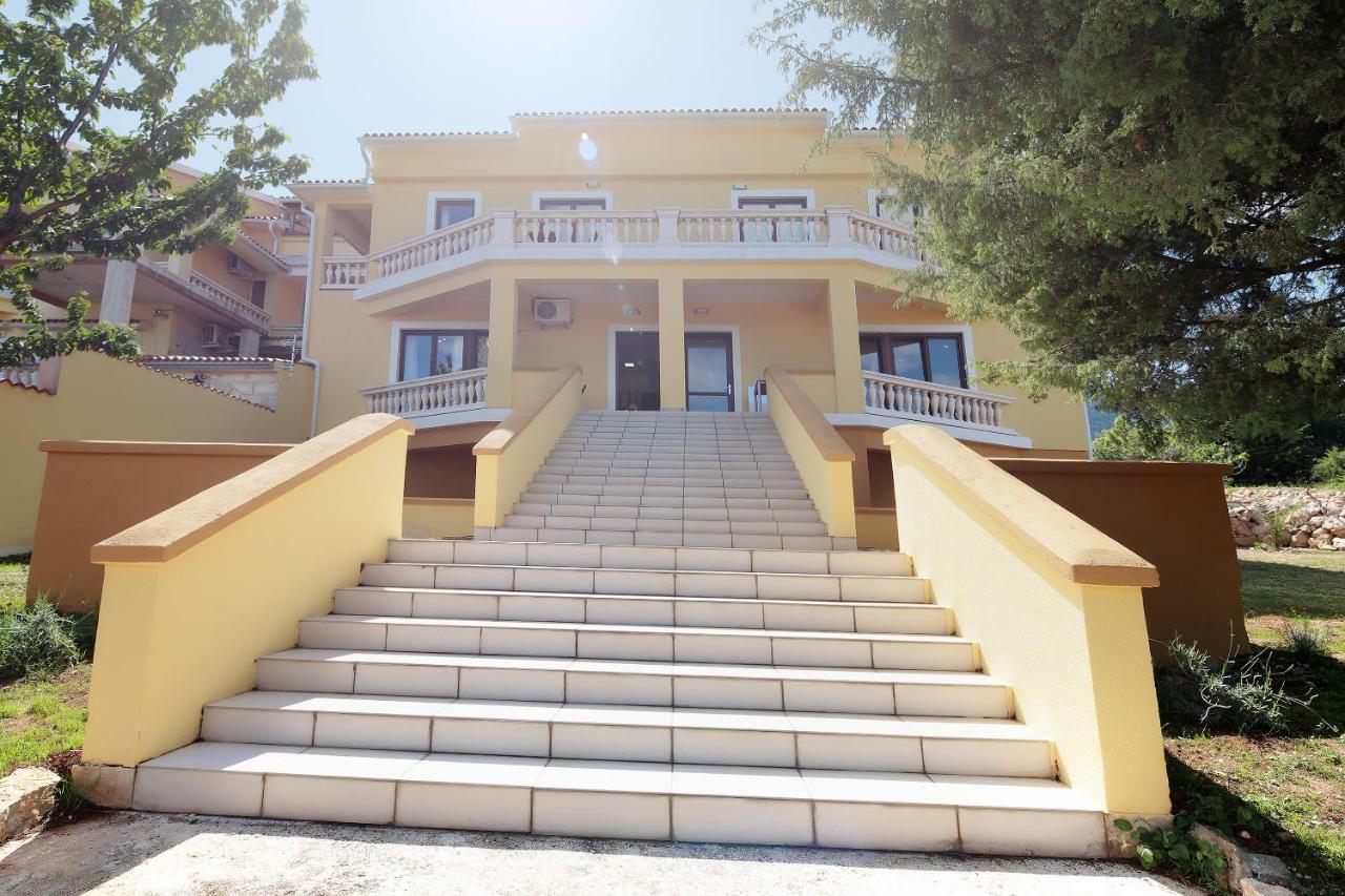 Apartments Galboka Nerezine Exterior photo
